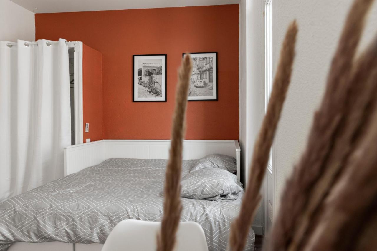 Montsejour - Studio Climatise Entre Gare & Cite Carcassonne Exterior photo