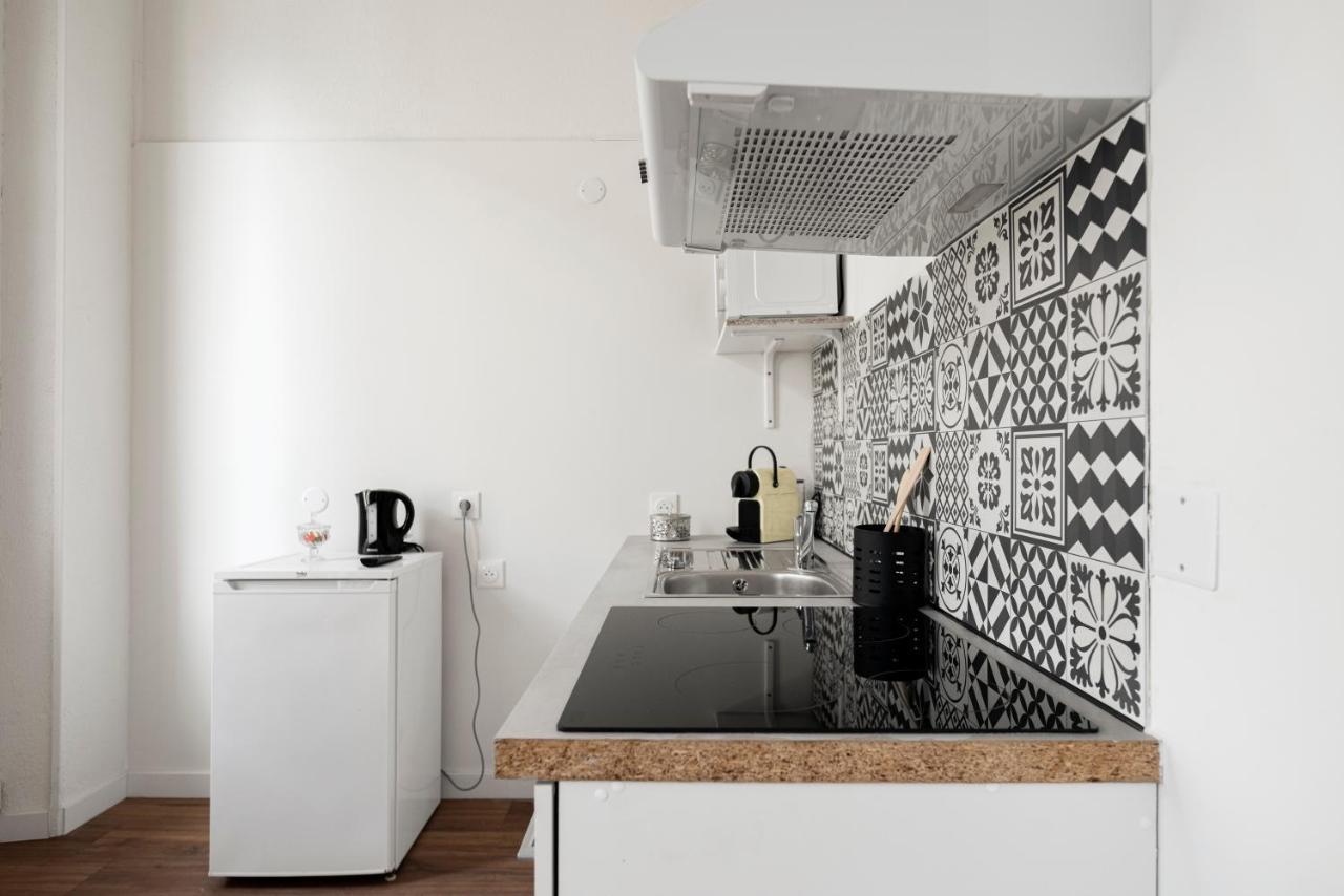Montsejour - Studio Climatise Entre Gare & Cite Carcassonne Exterior photo